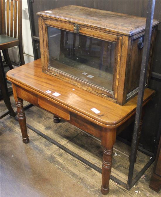 Cut down card table & cabinet(-)
